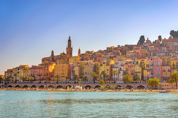 Côte d’Azur erleben: Stilvolles Studio mit Spa-Bereich in Menton
