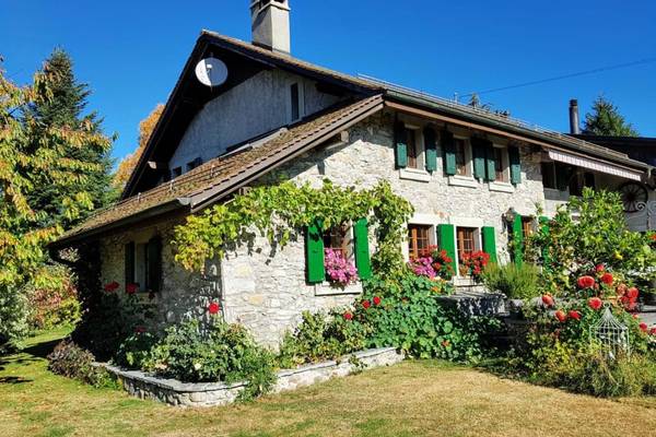 Ferien in Forel: Charmante Ferienwohnung mit 25% Rabatt