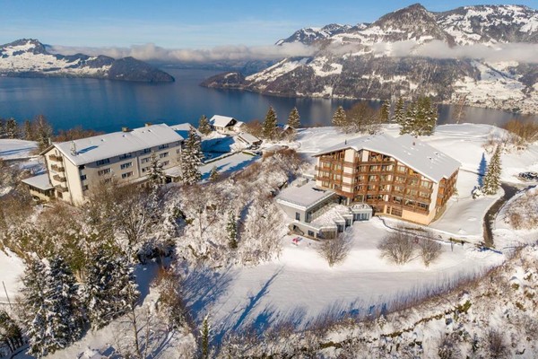 Saisonfinale in Emmetten: 20% Rabatt – Ski & Bergpanorama