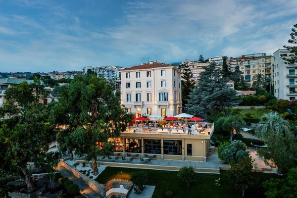 Ferien an der Ligurischen Riviera: Hotel in Sanremo −27%