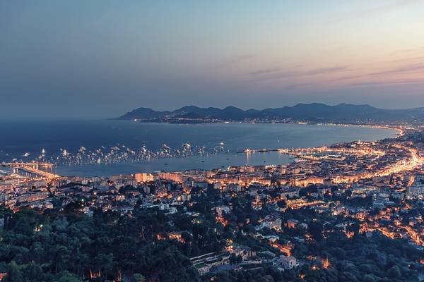 Cannes Sehenswürdigkeiten: Côte d'Azur-Flair zwischen Croisette & Altstadt