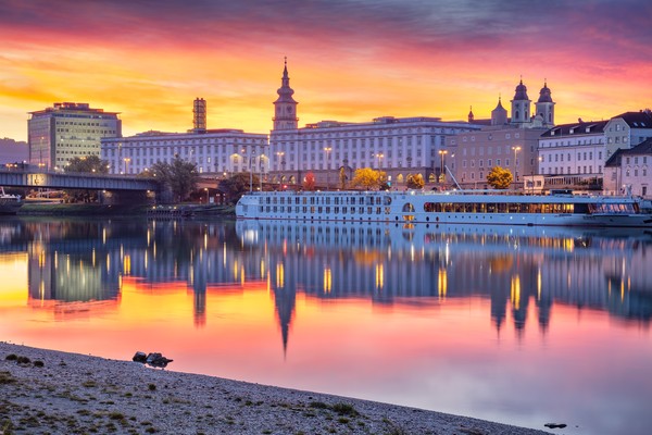 Discover Linz: Sights, culture and the charm of the Danube