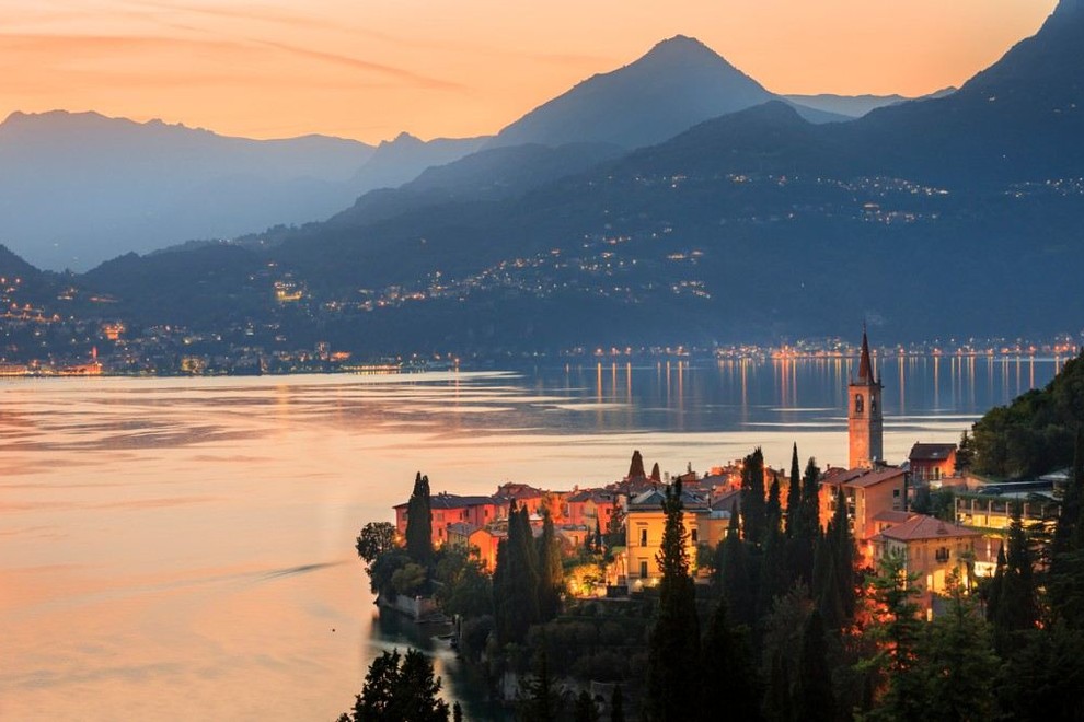 Reise nach Como geplant? Wir liefern Ihnen Euro-Bargeld bequem nach Hause.