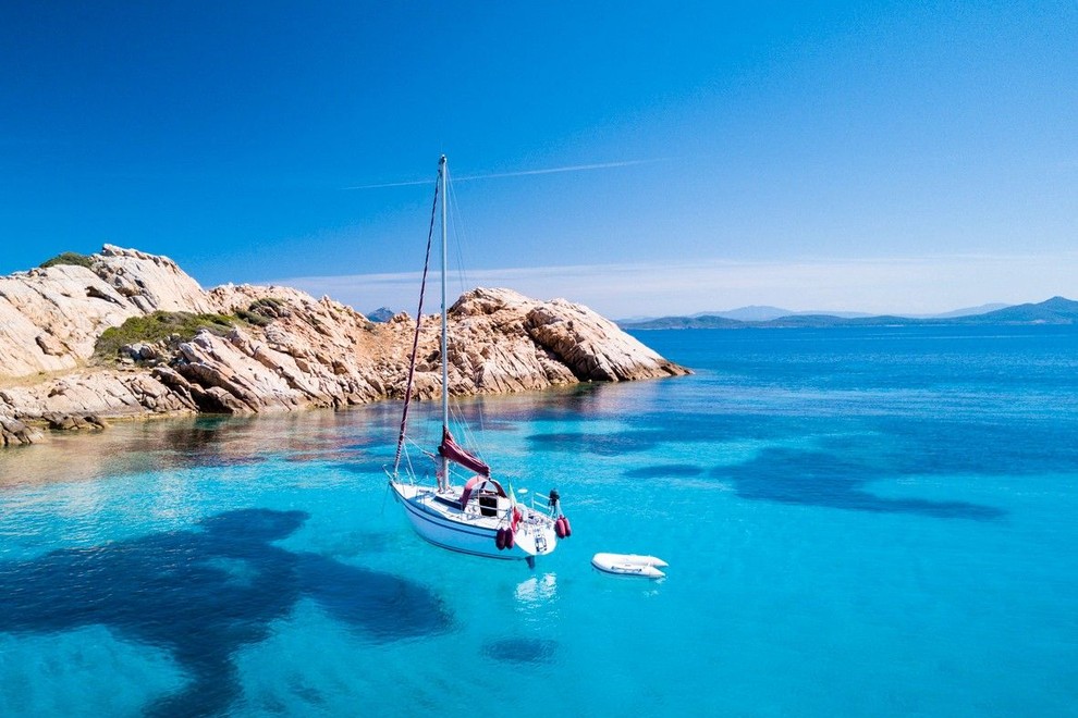 Bereit für Sardinien? Ihre Euro kommen bequem zu Ihnen nach Hause.