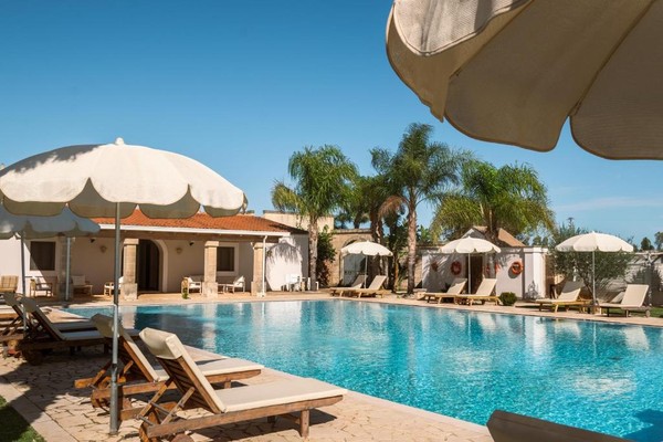 Ferien in Apulien: Hotel zwischen Olivenhainen mit 20% Rabatt