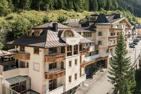 Bergzauber in Ischgl: Langes Wochenende mit 20 % Rabatt