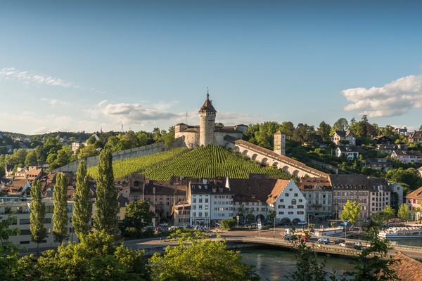 Schaffhausen Wochenendtrip: Altstadt, Rheinfall & Michelin-Genuss